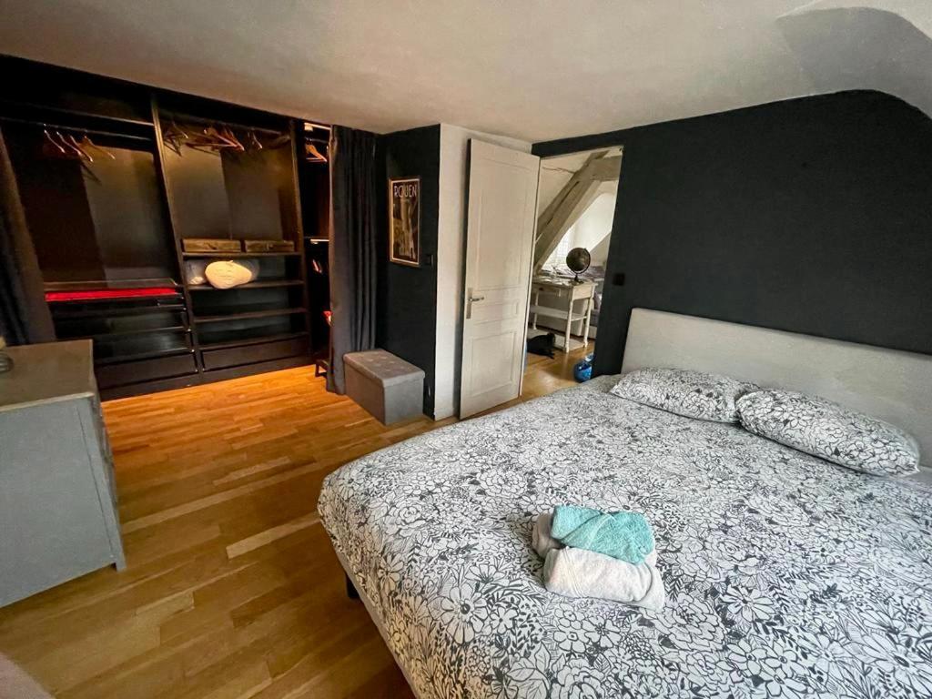 Sous Les Clochers De Rouen - Spacieux Logement 외부 사진
