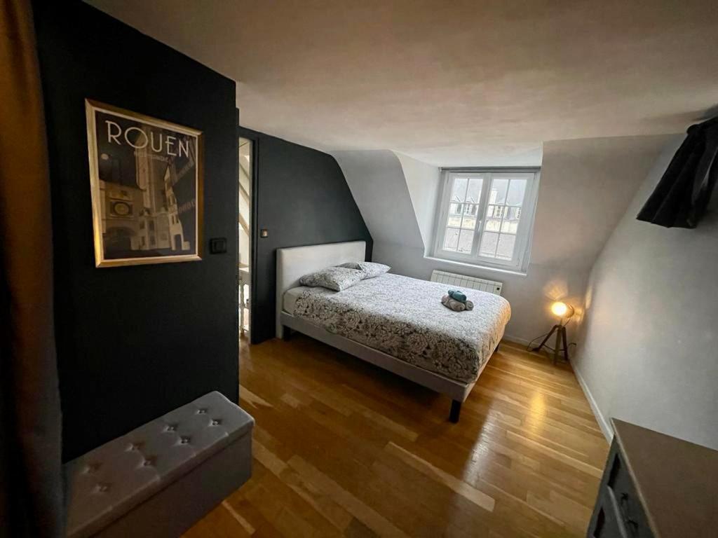 Sous Les Clochers De Rouen - Spacieux Logement 외부 사진